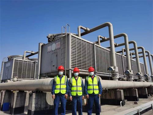 冷卻塔在中央空調設備中的作用？(冷卻塔機組的工作原