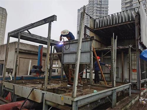 橫流封閉式冷卻塔漏水該如何處理