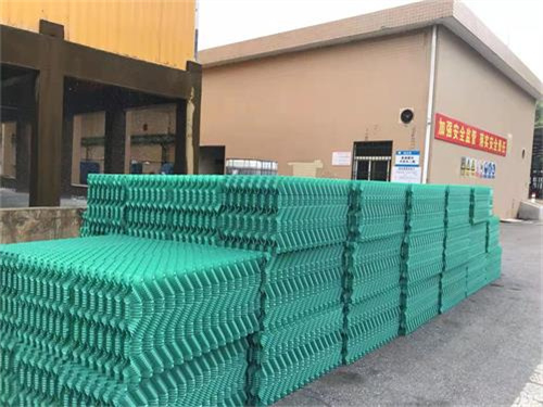 冷卻塔維修，在冷卻塔出現明顯漂水現象時怎么辦(冷卻