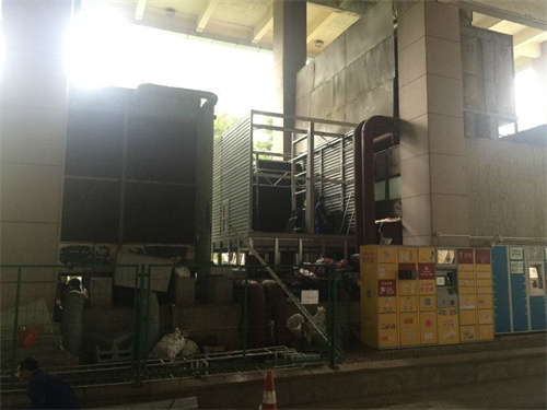 工業(yè)冷卻塔收水器飄水的控制措施